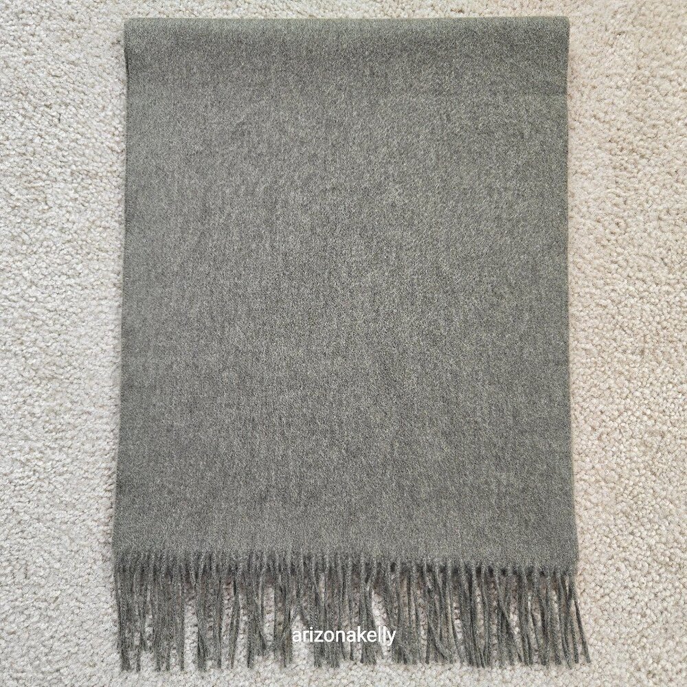 NWOT Cashmere Scarf Olive Green - Picture 1 of 14